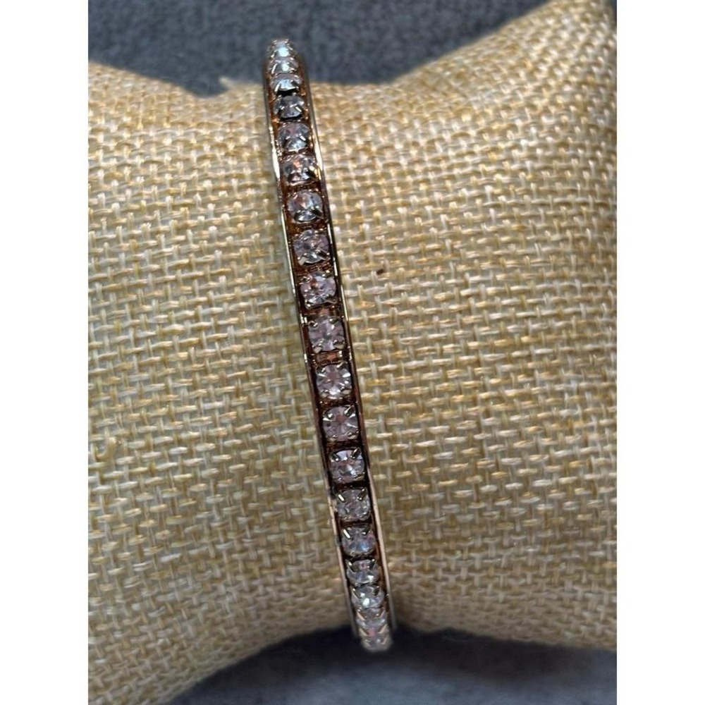 Sparkling Stone Bangle Bracelet